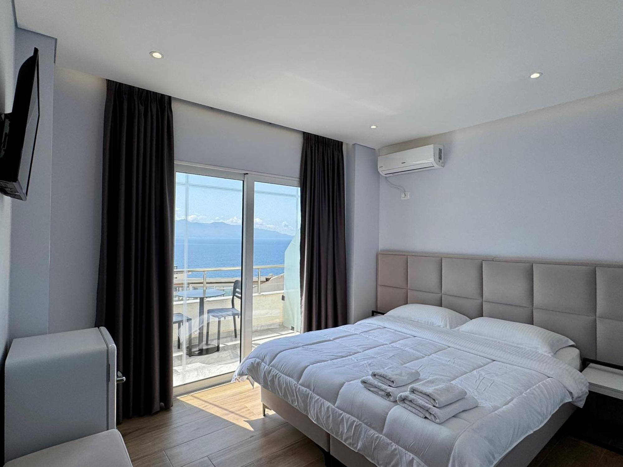 Gjoka Apartments, In Front Of Bougainville Bay Sarandë Exteriér fotografie